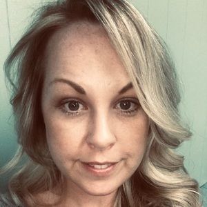 Meet your Posher, Shelly